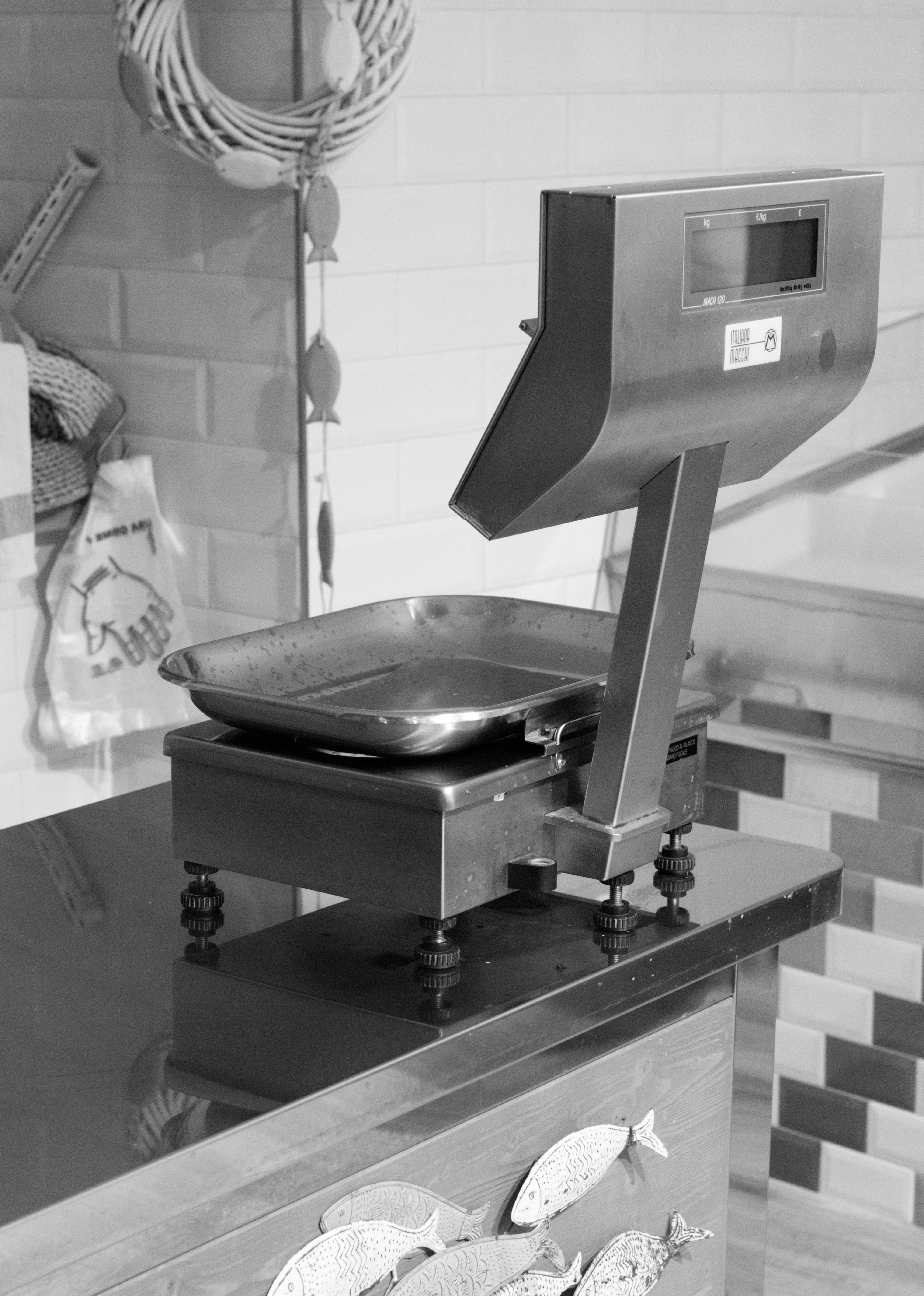 Digital scale maintenance visual